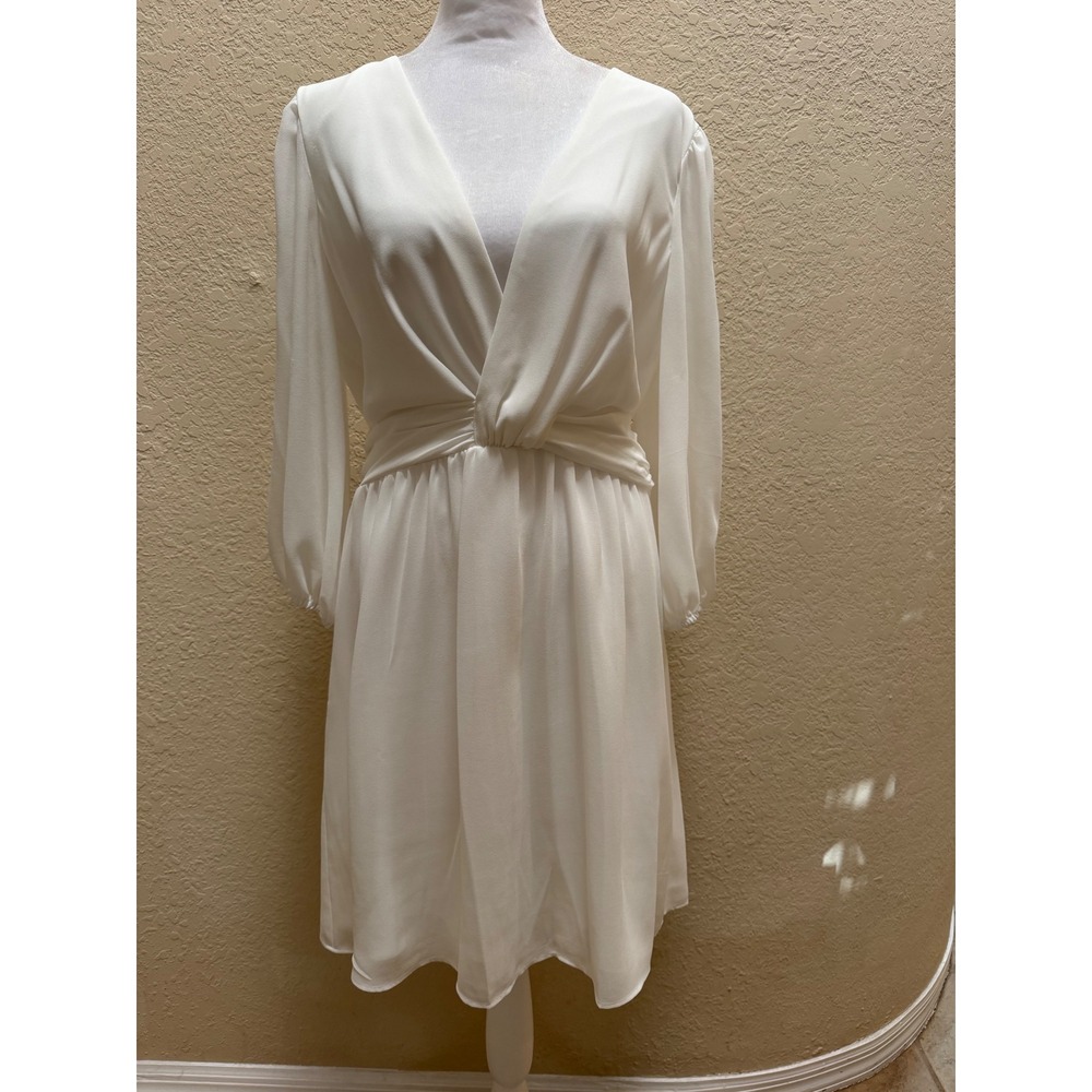 Vince Camuto Ivory White Twist Front V-Neck Long Sleeve Cocktail Dress Size 12 - Picture 1 of 10